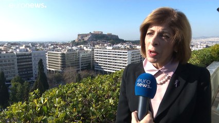 La comisaria de Salud de la UE subraya que "hay que mantener la calma" respecto al coronavirus