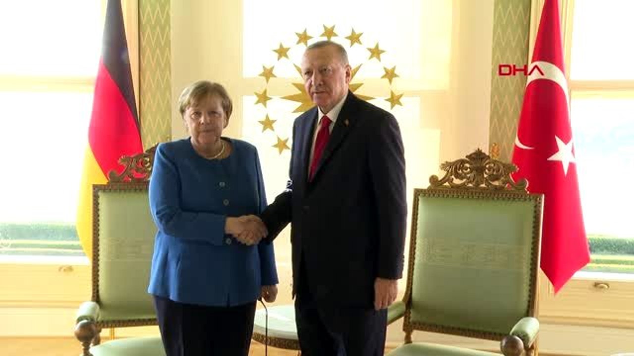 Merkel görüşmesinden görüntüler