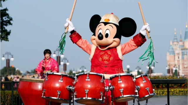 Shanghai Disney Shuts To Prevent Spread Of Virus