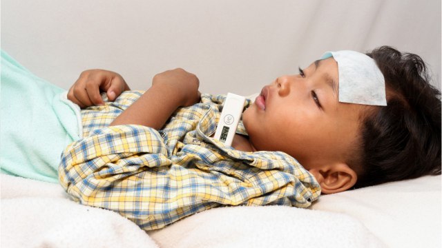 43 People Are Being Medically Monitored After Coming In Contact With US Coronavirus Patient