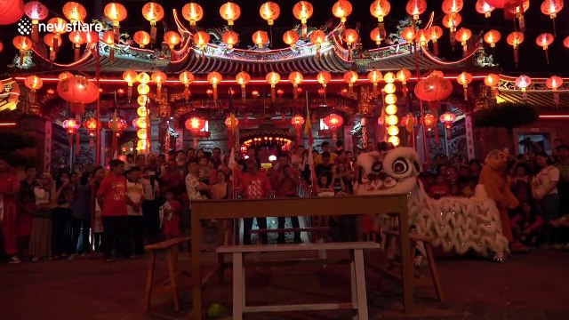 Spectacular Chinese New Year celebration in Indonesia