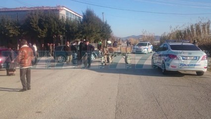 LUSHNJE, NXENESIT PO KALONIN RRUGEN, PERPLASEN NGA MAKINA - News, Lajme - Kanali 7