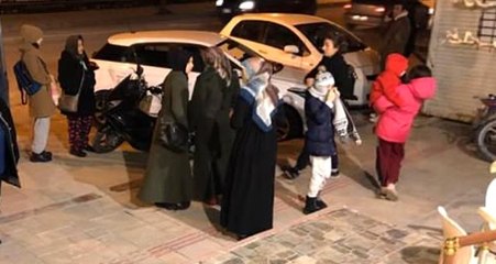 Son Dakika: Sivrice Belediye Başkanı: Çatlaklar var, çöken ev bilgisi gelmedi. Eşyaların üzerine düşmesi sonucu yaralananlar var