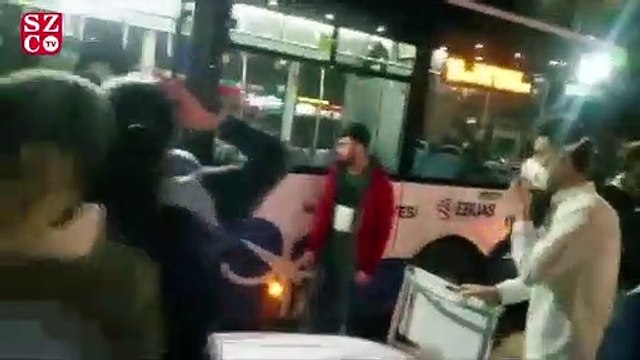 Belediye otobüsü ile hastaneye yetiştirilmeye çalışılan yaralı SÖZCÜ kamerasına böyle yansıdı!