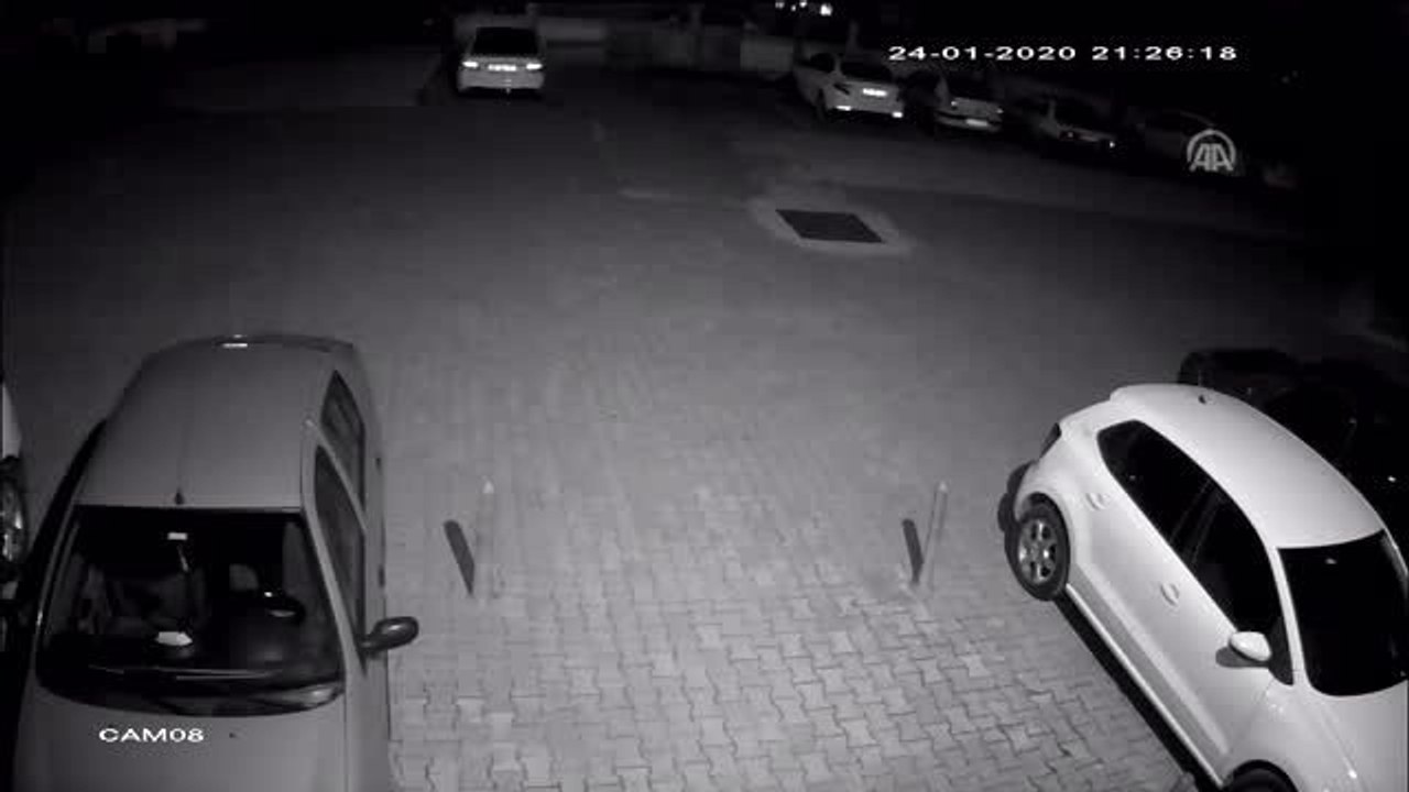 Elazığ Sivrice merkezli 6.8 büyüklüğünde deprem - Güvenlik kamerası