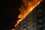 Son Dakika: Elazığ'daki depremde hasar gören binada doğalgaz patlaması sonucu yangın çıktı