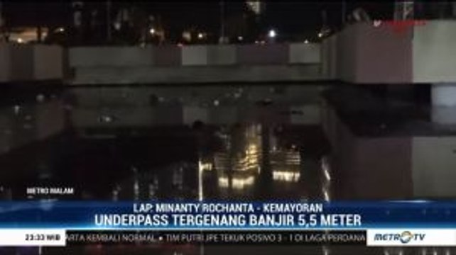 Banjir di Underpass Kemayoran Belum Surut
