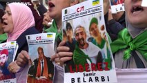 الحراك الشعبي في الجزائر يعد بمواصلة التظاهرات ويرفض استغلال الغاز الصخري