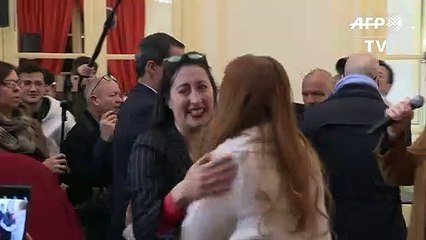 Guaidó pide unidad a diáspora venezolana en París tras reunirse con Macron