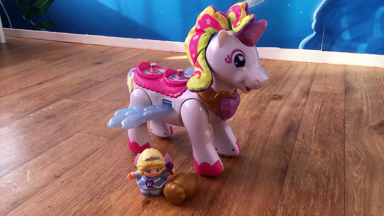 Azalee la Licorne Arc-en-ciel Enchantee et Chloe la Reine des Fees _ Tut Tut Copains _ VTECH