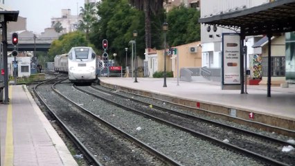 Llegada Alvia a Murcia El Carmen. #frikitrenes #trainspotters #fotoferroviaria