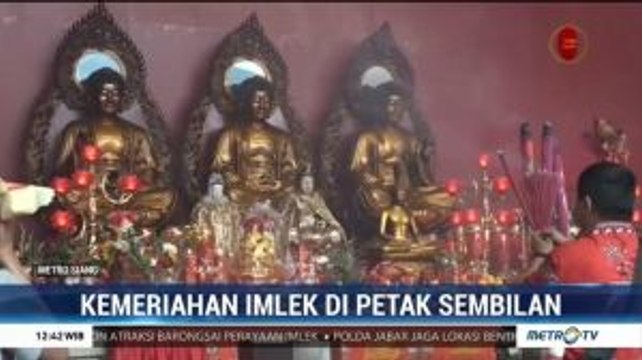 Kemeriahan Perayaan Imlek di Petak Sembilan Jakarta