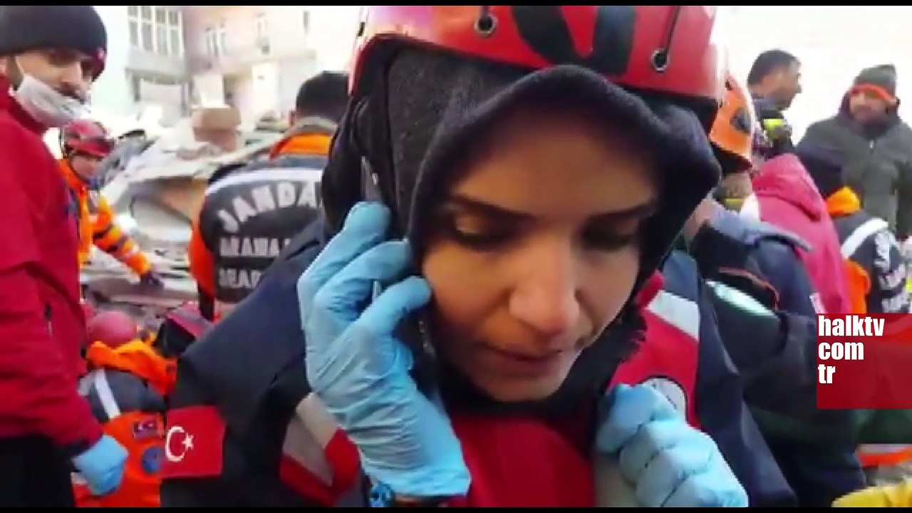 Böyle iletişim kurulmuştu: Azize enkazdan çıkarıldı