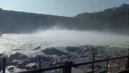 गांधीसागर बांध में पानी की भरपूर आवक, बांध का एक गेट खोला