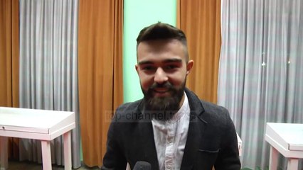 “Lokomotiva” shëtitëse/ Autorët e filmit po e shfaqin në të gjitha qytetet