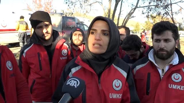 Azize Çelik ile telefonla görüşen UMKE gönüllüsü Emine Kuştepe olayı anlattı (4)