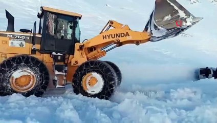 Van-Bahçesaray Yolu Ulaşıma Açıldı