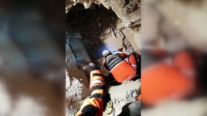 Depremin 23. saatinde yeni bir kurtuluş