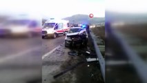 Otomobiller kafa kafaya çarpıştı: 2 ölü, 1 yaralı