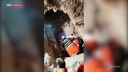 2,5 yaşındaki çocuk 24 saat sonra kurtarıldı