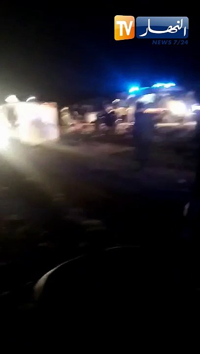 أربعة قتلى و30 جريحا في إنقلاب حافلة لنقل المسافرين بشاحنة بين بوسعادة وعين الحجل