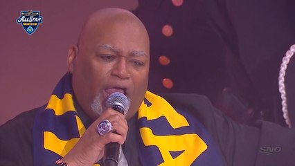 Charles Glenn, Tenille Townes perform national anthems