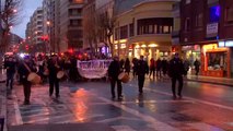 Vecinos de Salamanca toman las calles para protestar por las casas de apuestas