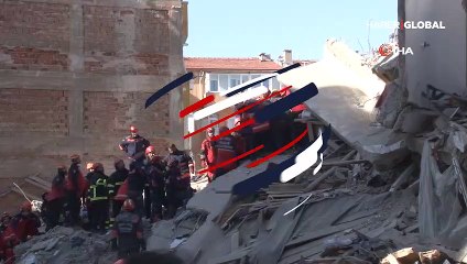 Kurtarma çalışmalarını anlatan itfaiye eri gözyaşlarını tutamadı: Çoluk çocuğumuzu bırakıp geldik