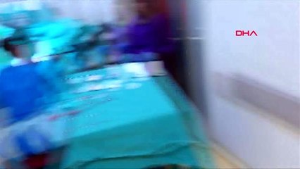 Elazığ'da meydana gelen 6.8'lik depreme bir kadın doğum sırasında yakalandı