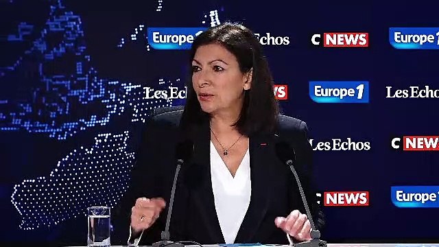 La population qui vit à Paris est composée à 80% de classes moyennes et de catégories populaires , selon Anne Hidalgo
