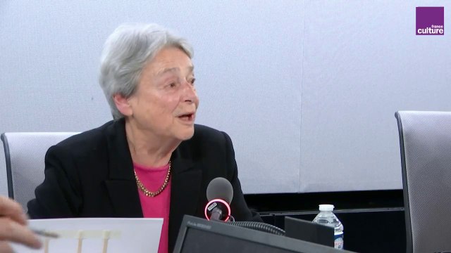 Hubert Védrine à propos des crises de la démocratie et de l'échelon politique des villes