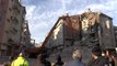 Depremde Mustafa Paşa Mahallesi'nde yıkılan binada enkaz kaldırma çalışması başlatıldı