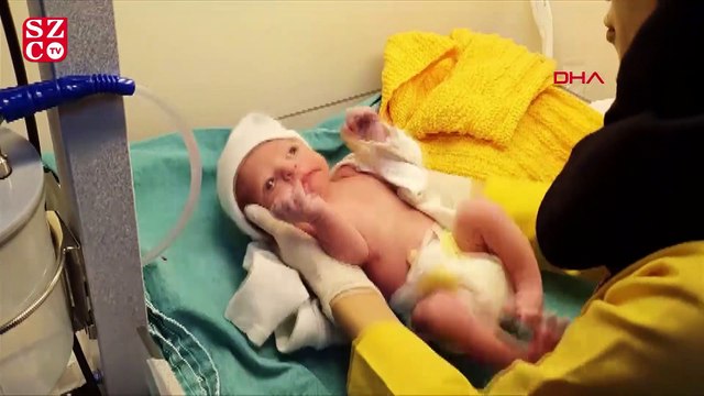 Depreme doğumhanede böyle yakalandılar!