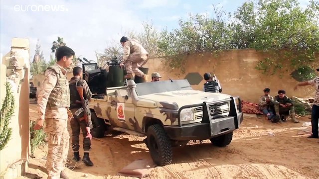 Λιβύη: Παραβίαση της εκεχειρίας και του εμπάργκο όπλων