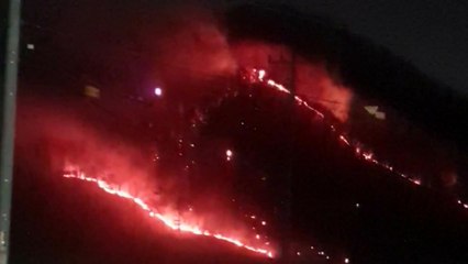 충남 공주 계룡산 인근 고청봉 불...주민 대피 / YTN