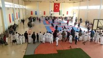Türkiye Gençlik ve Spor Bakanlığın desteğiyle, Zeytin dalı bölgesinde çocuk karate şampiyonu...