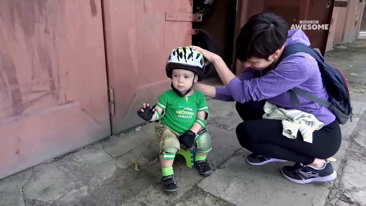 Cityscape Skills Balance Exercises, Skateboarding & More   Exhibition Awesome