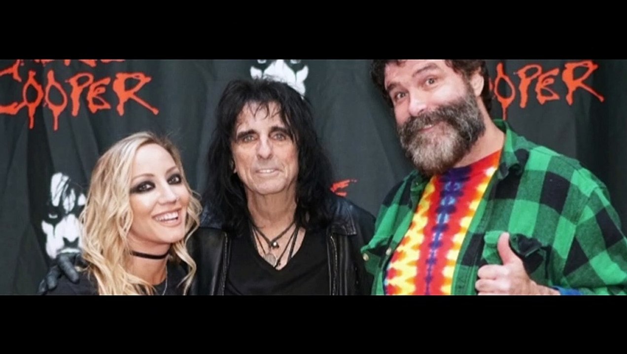 A Guitar Story    Nita Strauss