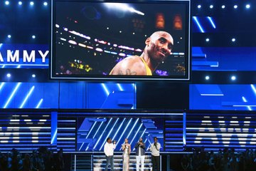The Grammys Pay Tribute to Kobe Bryant