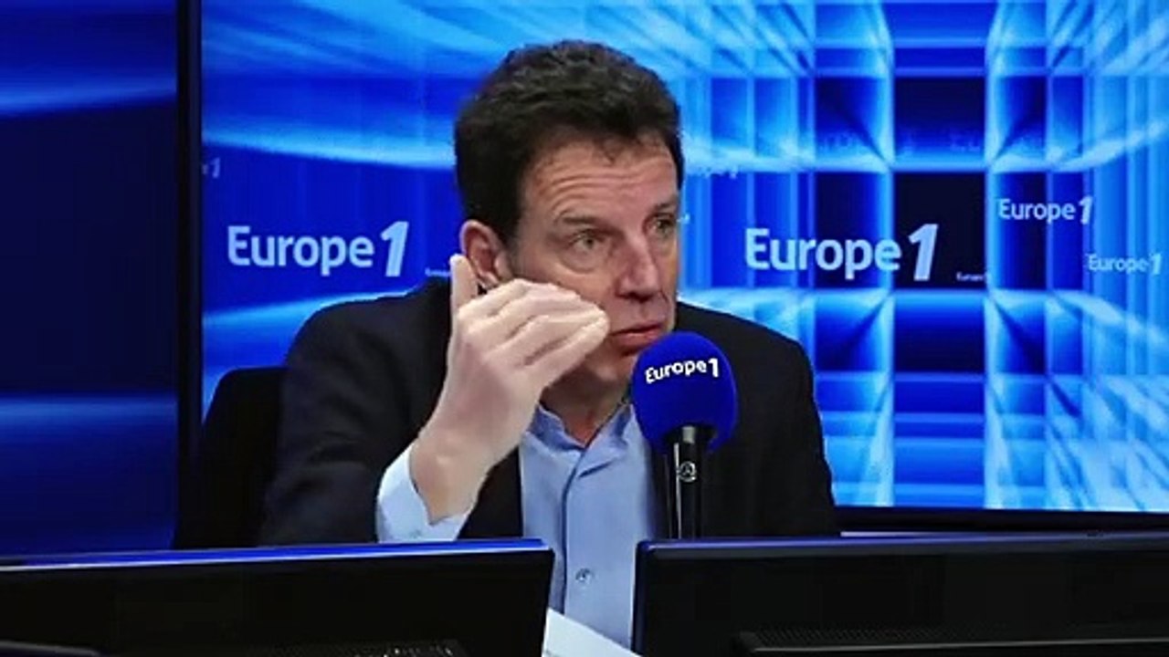 "Il y a une solution, c’est une mesure d’âge", annonce Geoffroy Roux de Bézieux, président du Medef