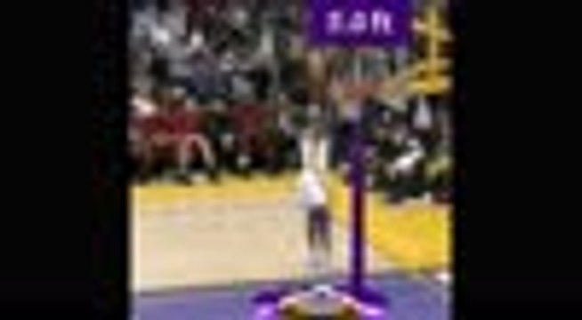 Kobe Bryant stuns the world with 81 points in 2006