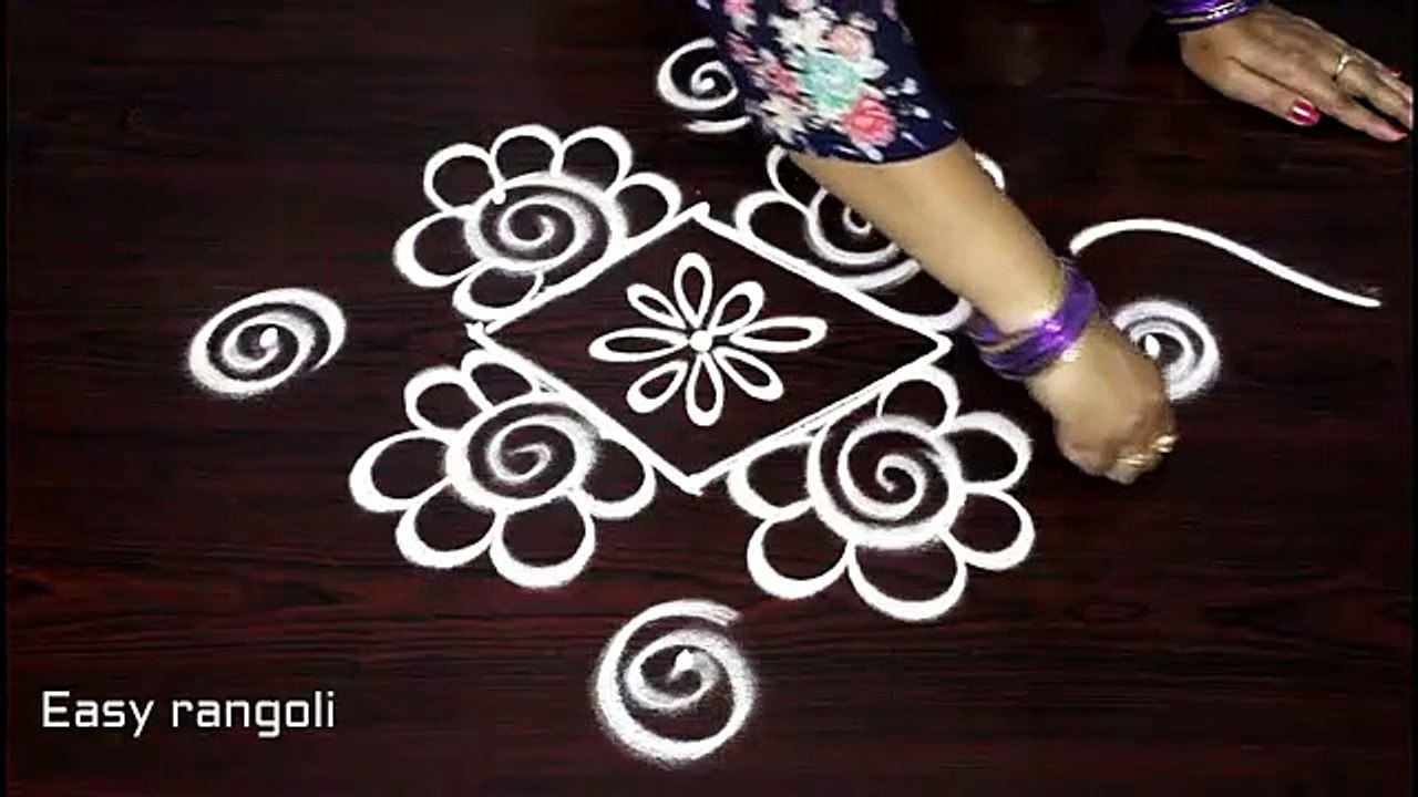 beautiful rangoli designs with 5x1 straight dots ,easy kolam , simple muggulu