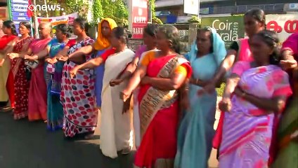 Hétmilliós élőlánccal tüntettek Indiában az alkotmánymódosítás ellen