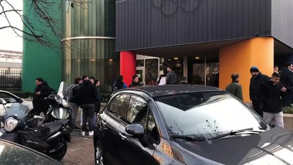 Il racconto del nostro inviato, in attesa dell'arrivo al CONI di Eriksen