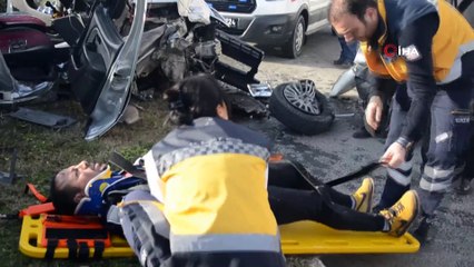 Kafa kafaya çarpıştılar: 5 yaralı