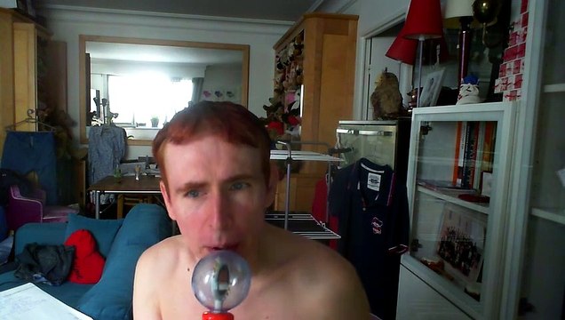 Wiwi égratigne vous vous êtes tant aimés de Georges Hamel