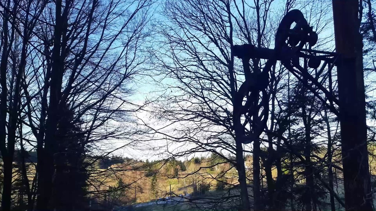 Une remontée mécanique abandonnée depuis plus de 30 ans au col du Donon (massif vosgien)