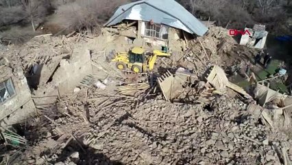 Elazığ çevrimtaş köyü'nde hasar büyük oldu-3