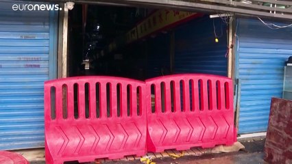 Китай: число инфицированных коронавирусом растет