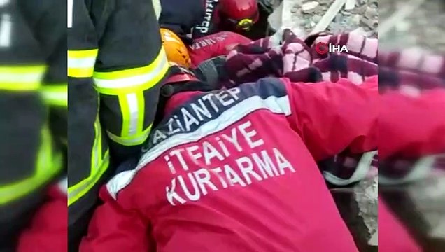 Gaziantep Büyükşehir Belediyesi depremzedelerin yanında